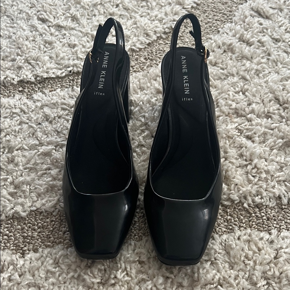 Anne Klein Women Black Lizette Slingback Pump